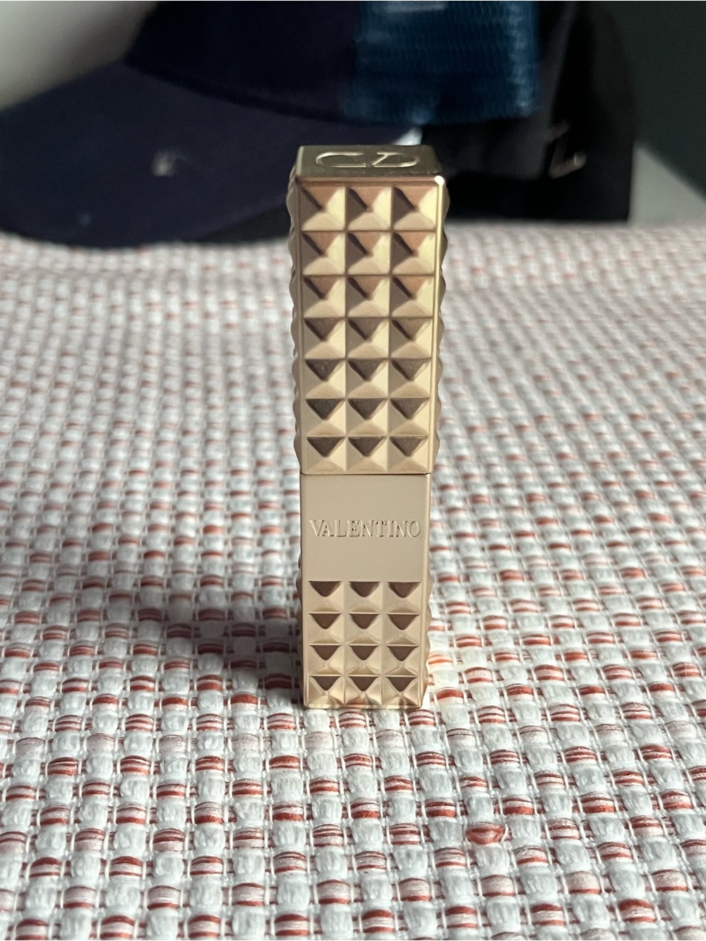 Valentino Spike Buttery Matte Lipstick NEVER TOUCHED OR USED 115R shade